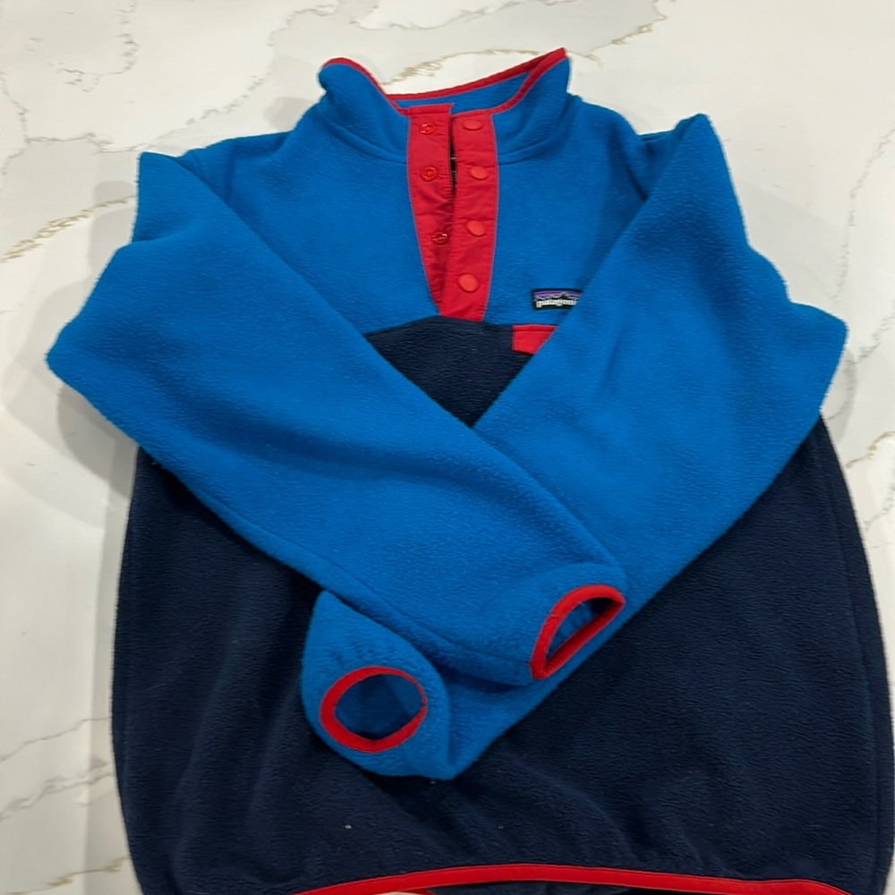 Patagonia Synchilla t snap fleece, kids size M